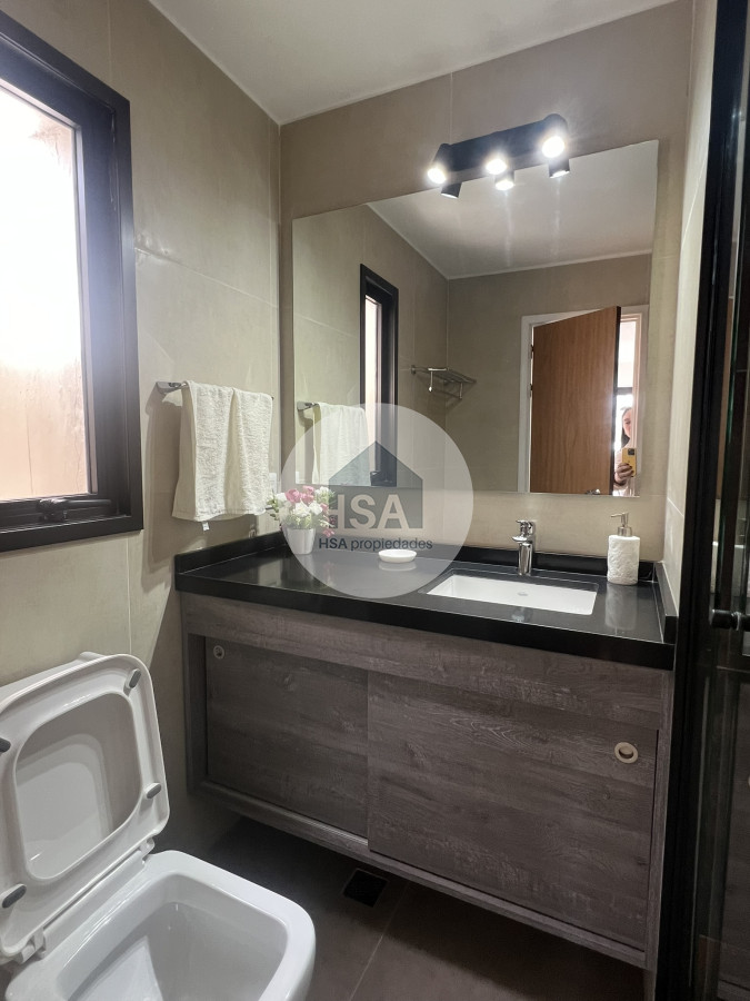 Apartamento ID.421 - Alquiler de tres dormitorios en Torre Parquemar Center