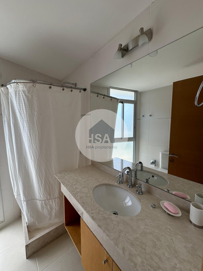 Apartamento ID.473 - Venta apartamento 3 dormitorios más servicio en Seasons Tower