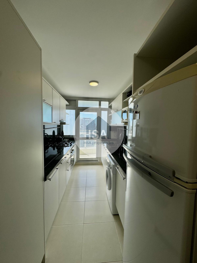 Apartamento ID.473 - Venta apartamento 3 dormitorios más servicio en Seasons Tower