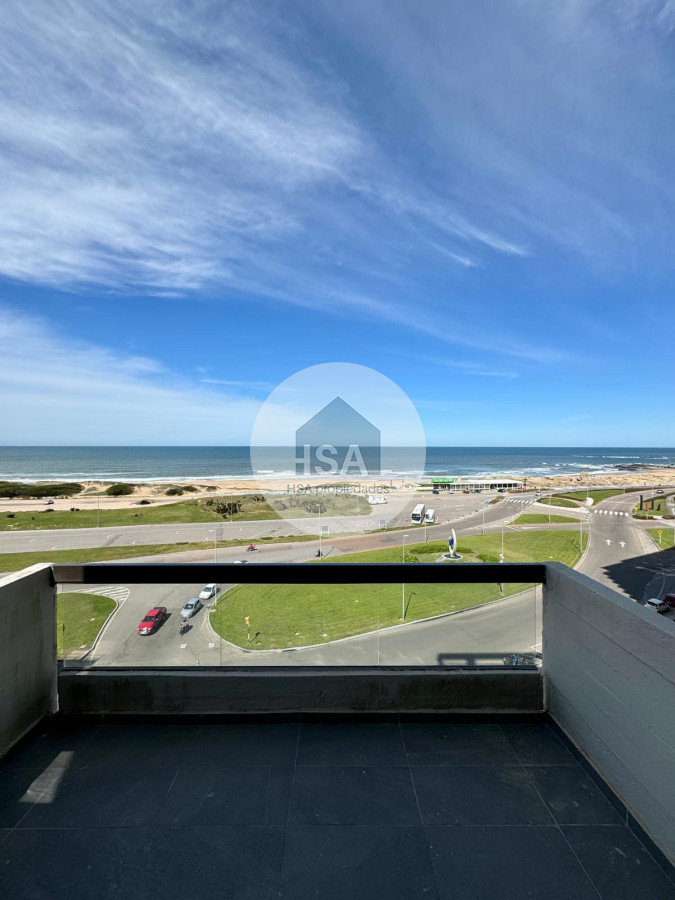 Apartamento ID.421 - Alquiler de tres dormitorios en Torre Parquemar Center