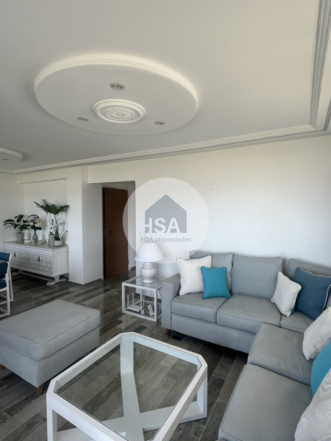 Apartamento ID.421 - Alquiler de tres dormitorios en Torre Parquemar Center