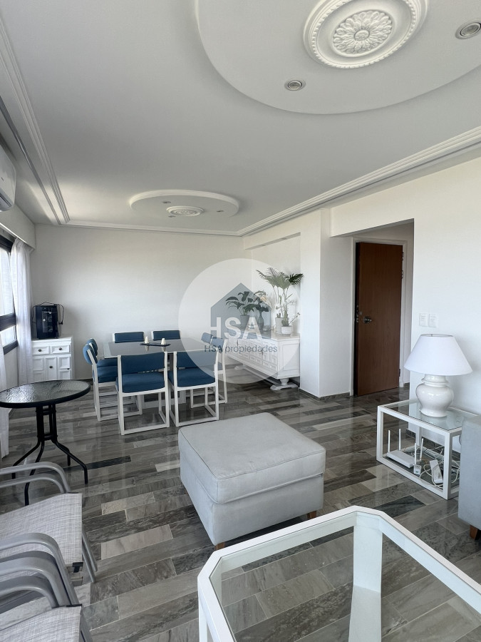 Apartamento ID.421 - Alquiler de tres dormitorios en Torre Parquemar Center