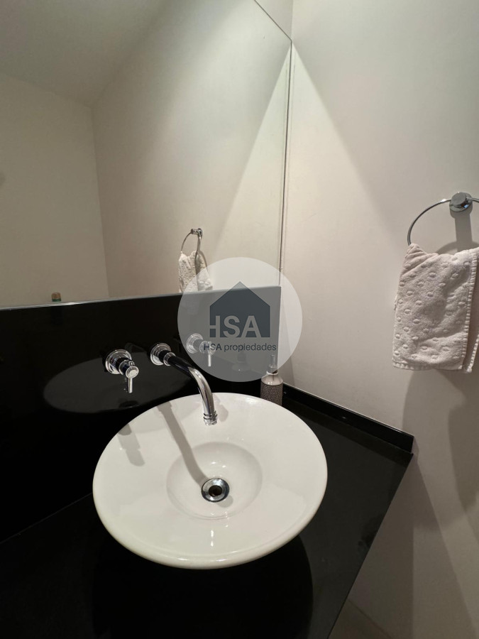 Apartamento ID.450 - Alquiler Seasons Tower 3 Dormitorios 