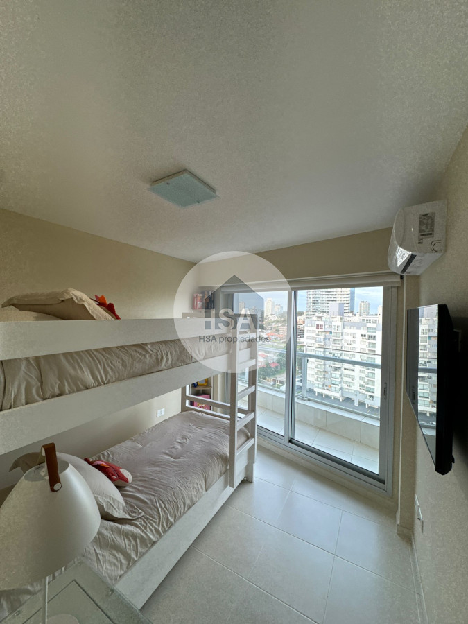 Apartamento ID.442 - Alquiler temporada seasons tower 3 dormitorios más dependencia
