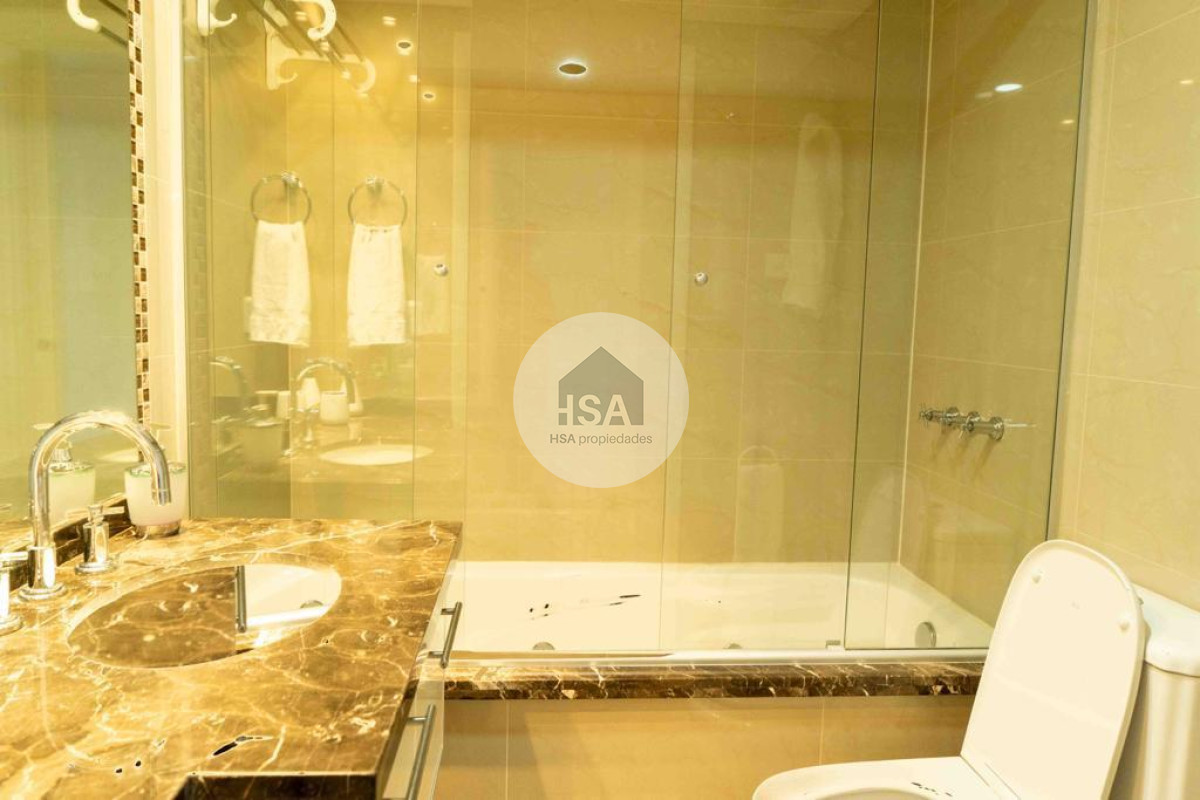 Apartamento ID.350 - Apartamento en venta Casino Tower Punta del Este 