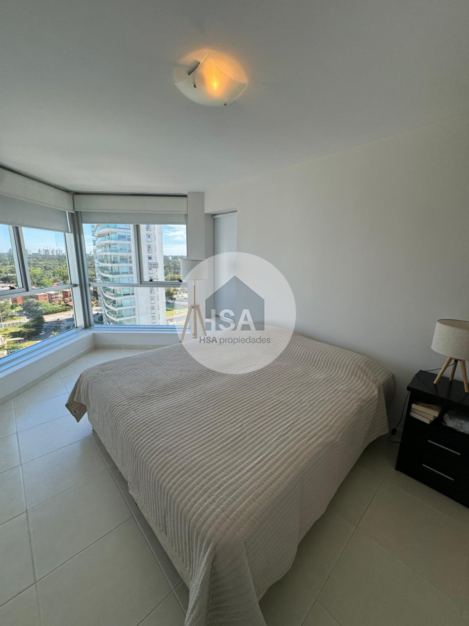 Apartamento ID.450 - Alquiler Seasons Tower 3 Dormitorios 