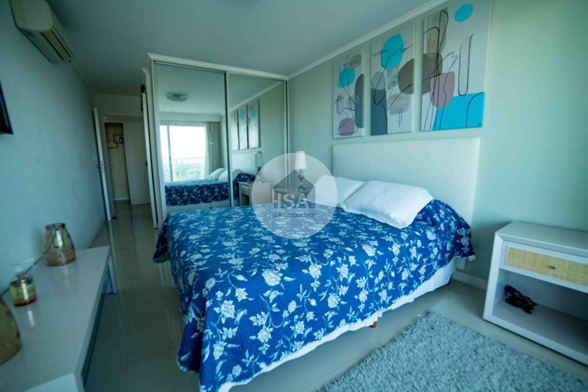 Apartamento ID.350 - Apartamento en venta Casino Tower Punta del Este 