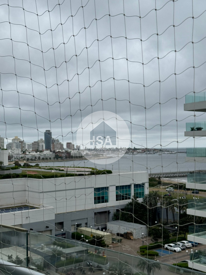 Apartamento ID.676 - Venta apartamento 2 dormitorios mas dependencia seasons tower