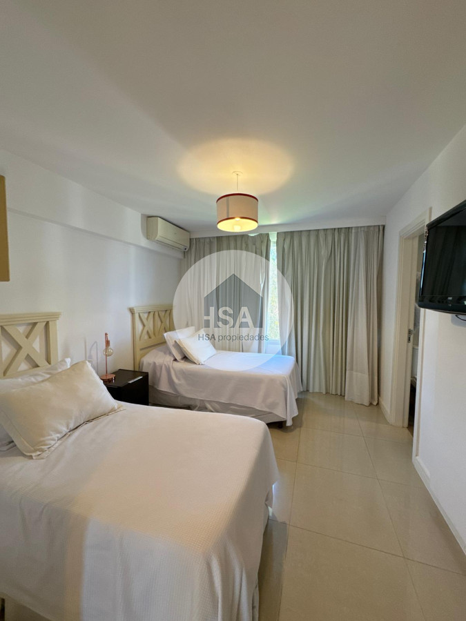 Apartamento ID.454 - Venta apartamento 3 dormitorios Gala Tower Punta del este
