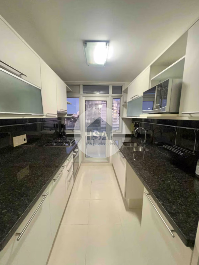 Apartamento ID.691 - Venta apartamento 3 dormitorios seasons tower