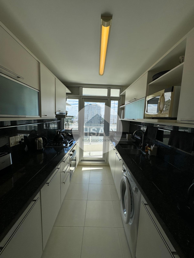 Apartamento ID.450 - Alquiler Seasons Tower 3 Dormitorios 