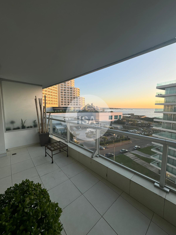 Apartamento ID.651 - Alquiler temporal Seasons Tower 2 dormitorios