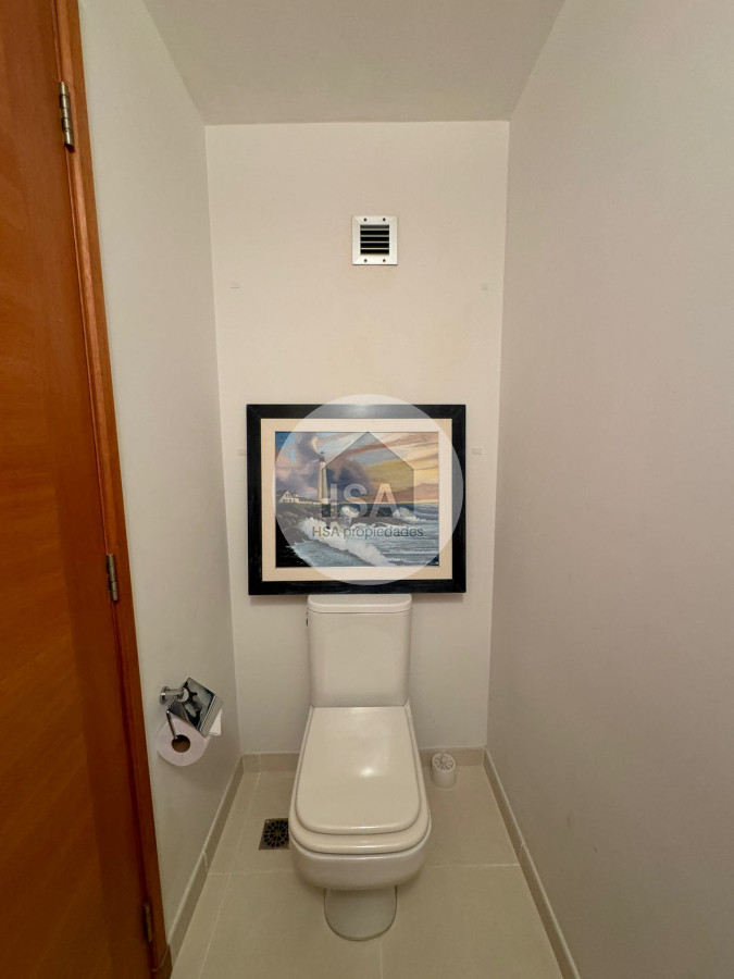 Apartamento ID.676 - Venta apartamento 2 dormitorios mas dependencia seasons tower