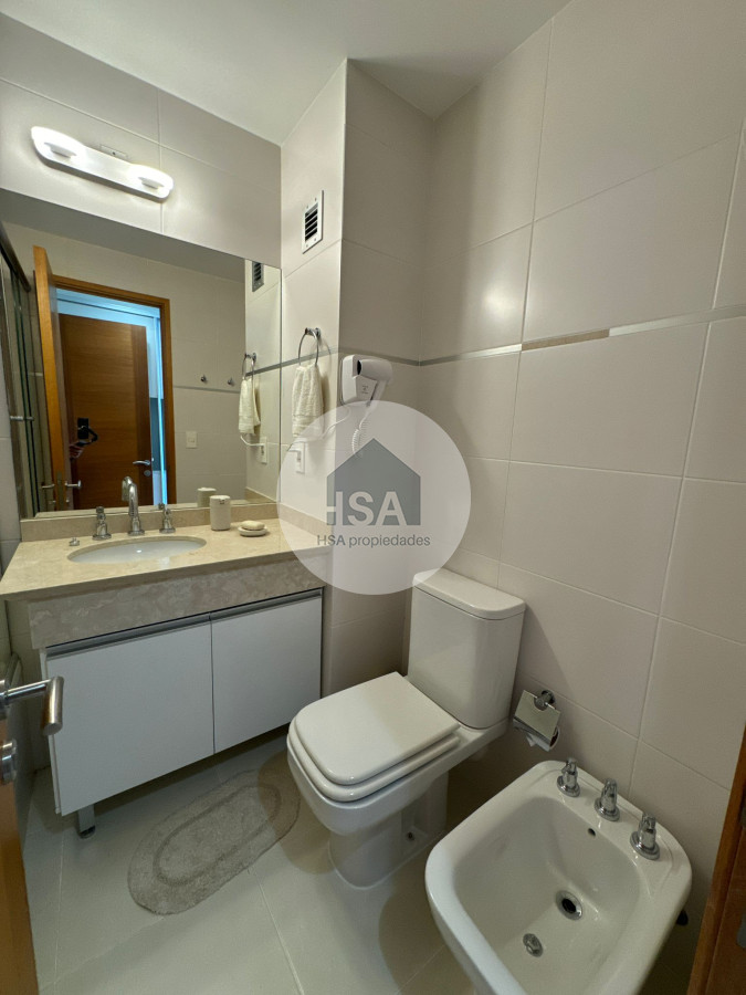Apartamento ID.442 - Alquiler temporada seasons tower 3 dormitorios más dependencia