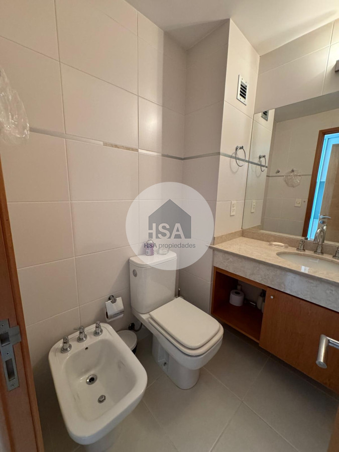 Apartamento ID.473 - Venta apartamento 3 dormitorios más servicio en Seasons Tower