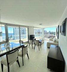 Venta apartamento 3 dormitorios seasons tower