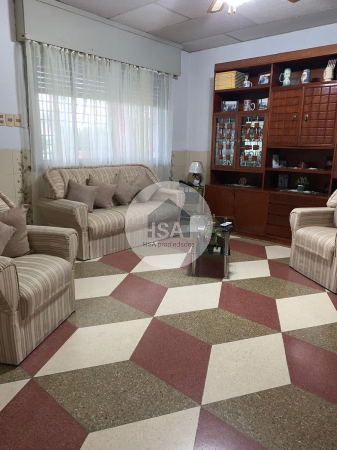 Casa ID.121 - Casa En Venta Lezica 3 Dormitorios