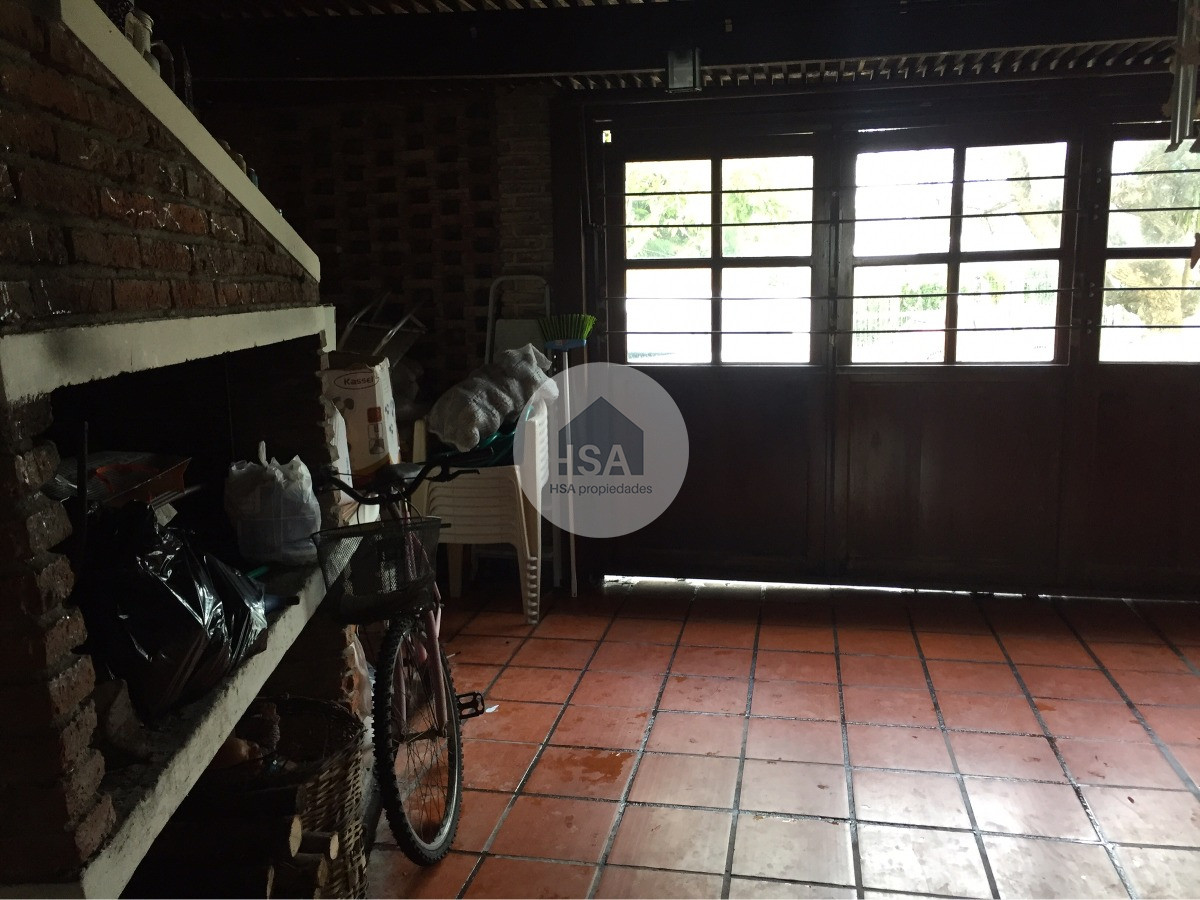 Casa ID.154 - Casa En Venta 3 Dormitoros  Colon