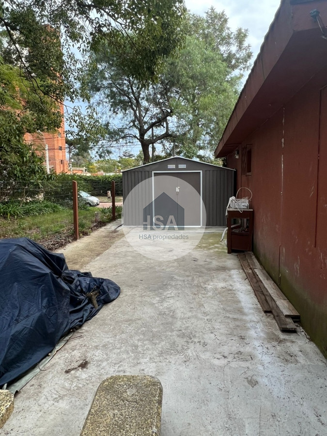 Casa ID.254 - Venta Casa en Atlántida, 3 dormitorios, con piscina