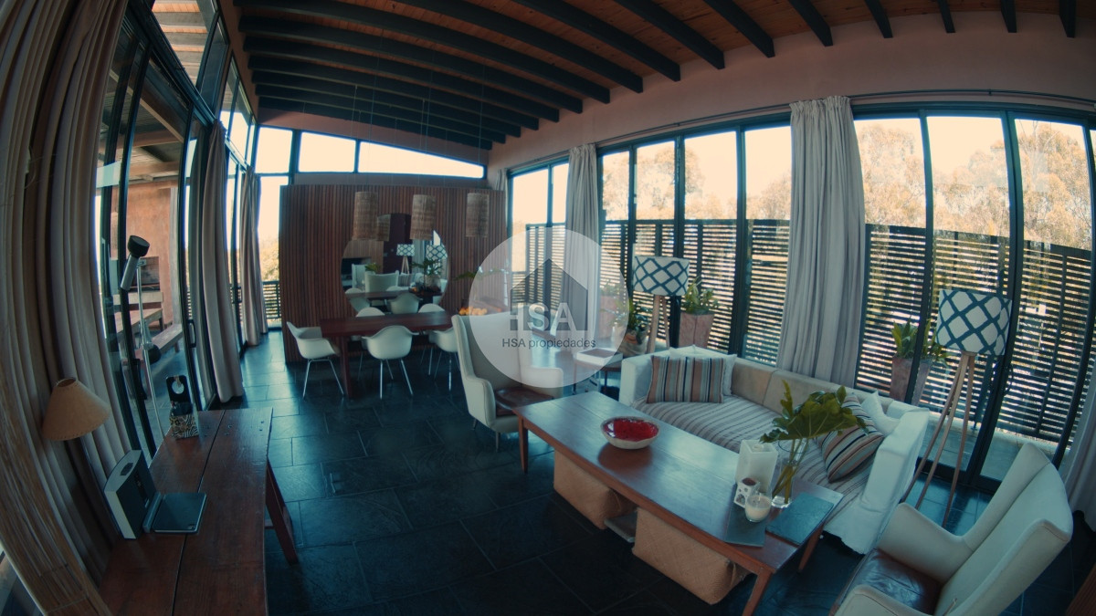 Casa ID.326 - Venta de casa en Santa Mónica - 3 dormitorios
