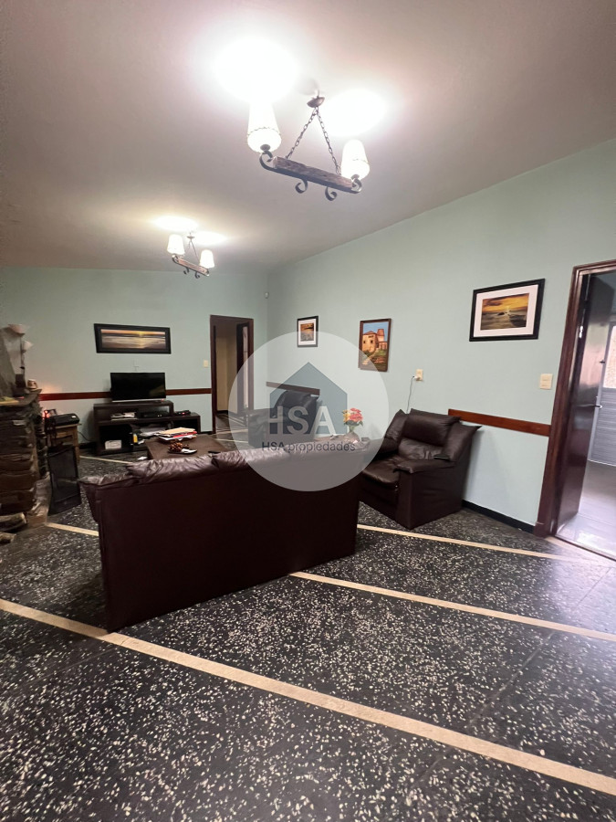 Casa ID.254 - Venta Casa en Atlántida, 3 dormitorios, con piscina