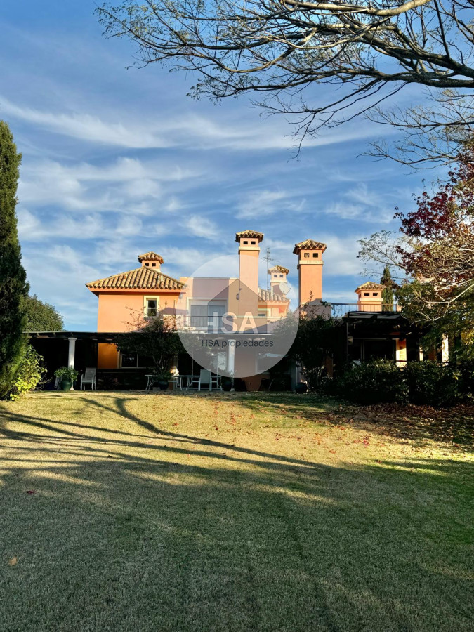 Casa ID.401 - Casa de 3 dormitorios en Lomas de Carrasco