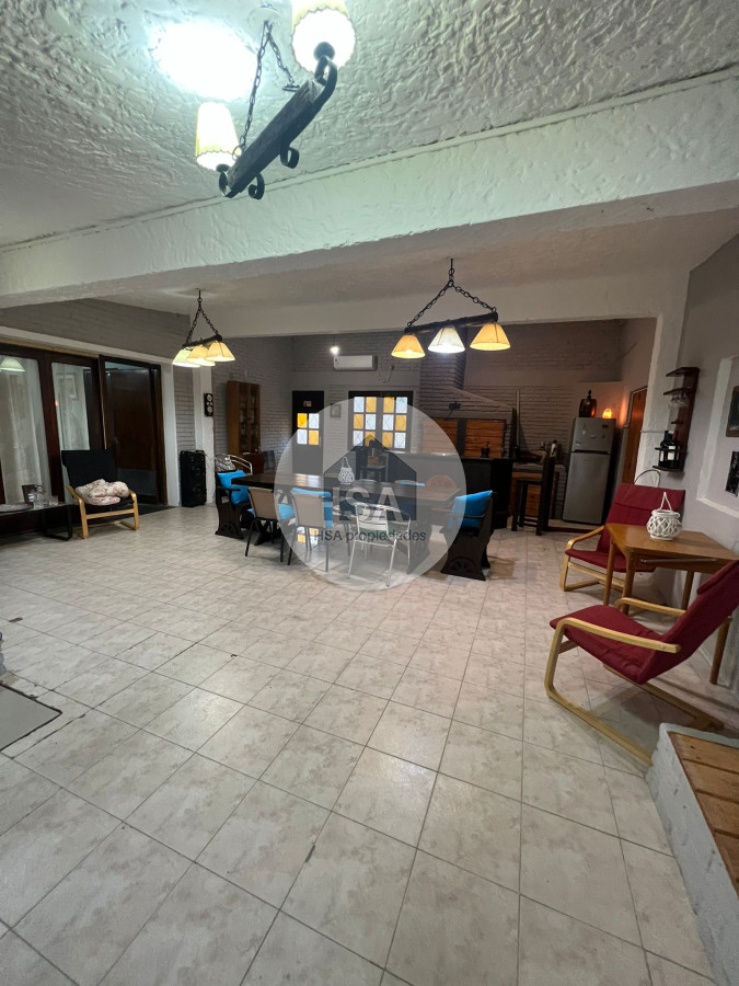 Casa ID.254 - Venta Casa en Atlántida, 3 dormitorios, con piscina
