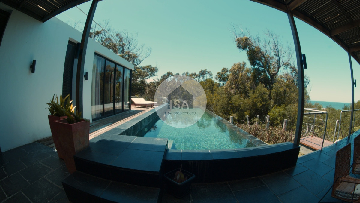 Casa ID.326 - Venta de casa en Santa Mónica - 3 dormitorios