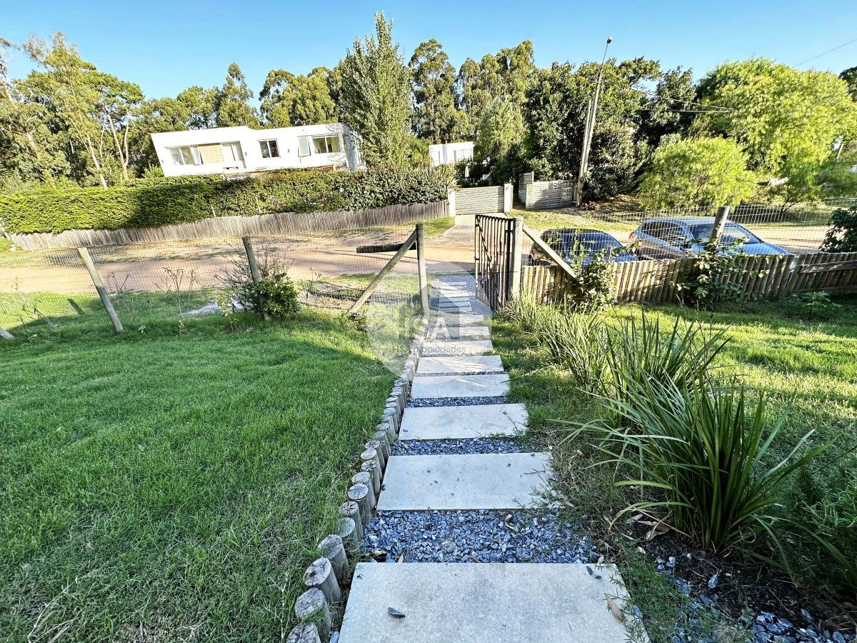 Casa ID.694 - Venta casa 3 dormitorios Parque Burnett