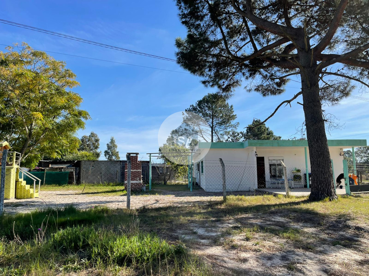 Casa ID.400 - Venta de casa y terreno en Parque del plata norte
