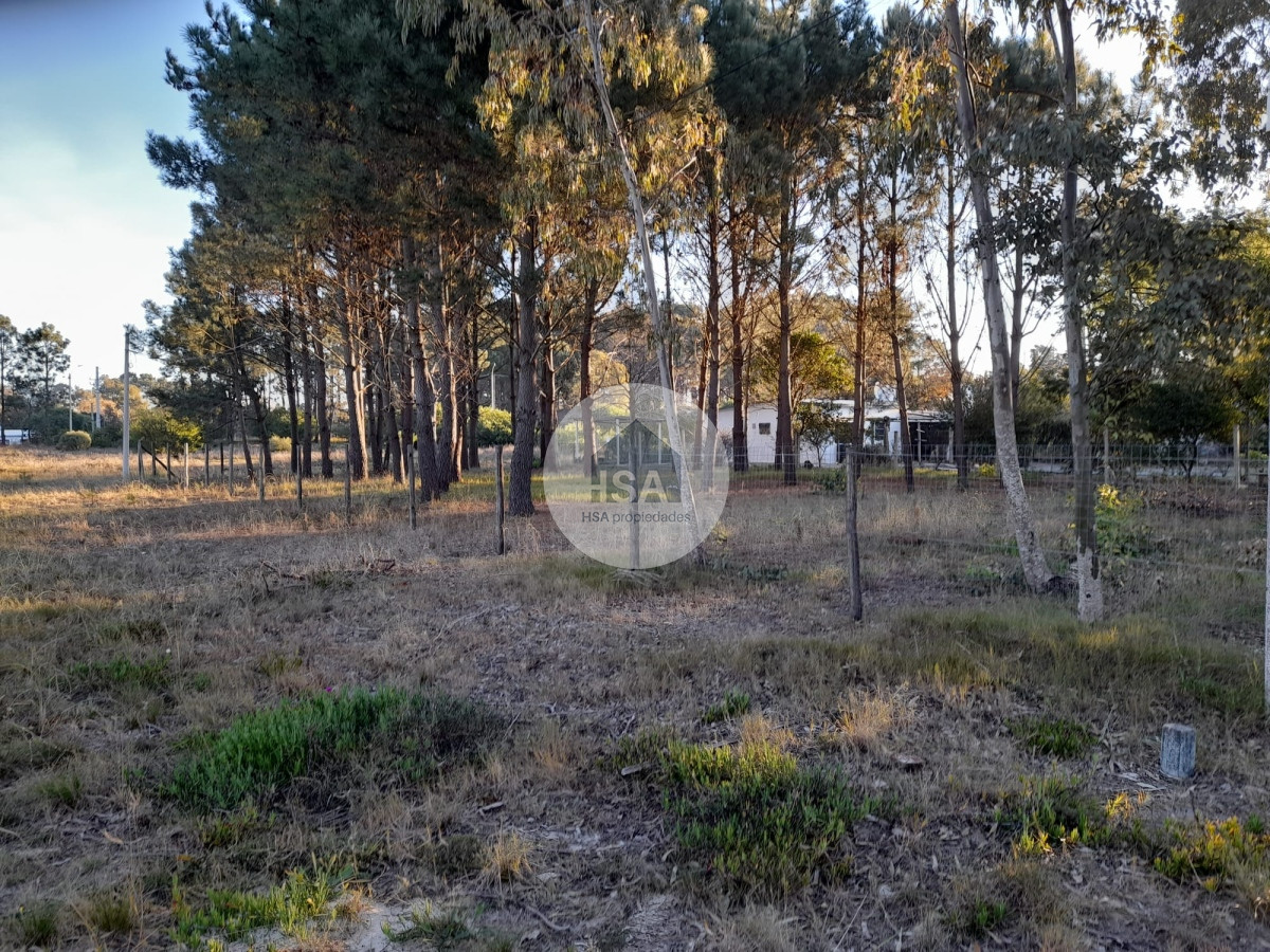 Casa ID.400 - Venta de casa y terreno en Parque del plata norte