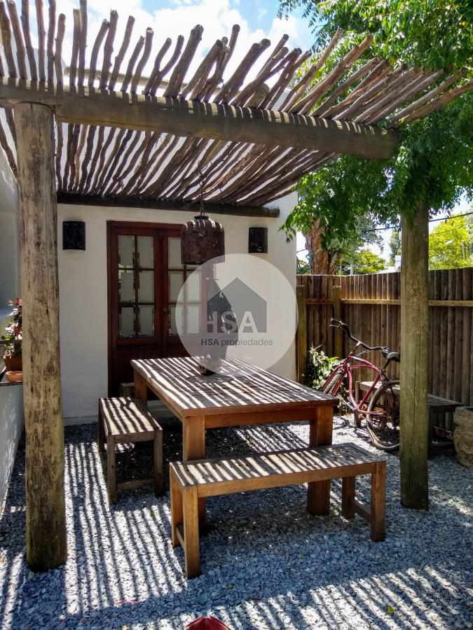 Casa ID.475 - Alquiler anual casa en La Barra 4 dormitorios