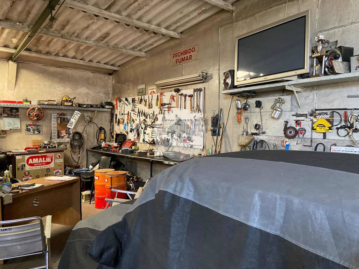 Casa ID.122 - Taller En Venta Peñarol