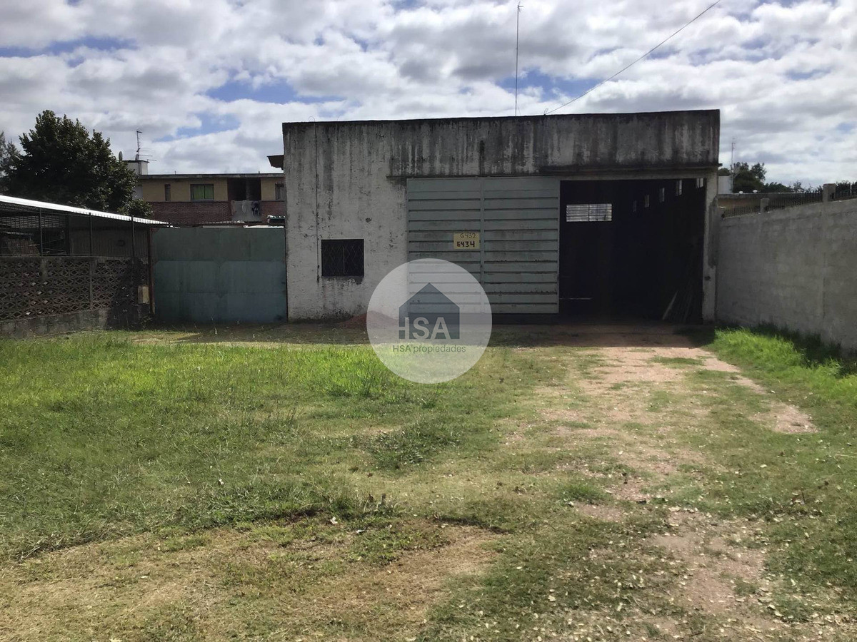 Local Comercial ID.142 - Local Galpón Depósito Lezica En Venta