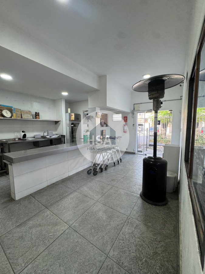 Local Comercial ID.811 - Local comercial en venta con camara de frio