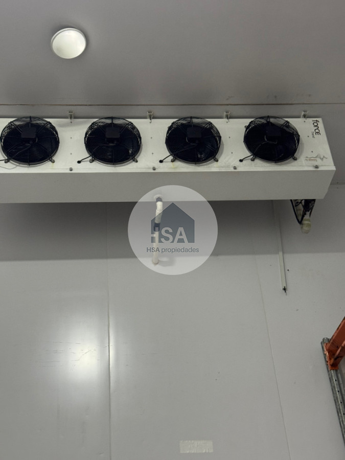 Local Comercial ID.811 - Local comercial en venta con camara de frio