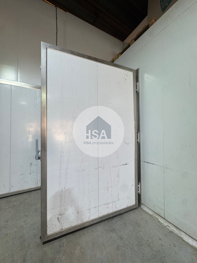 Local Comercial ID.811 - Local comercial en venta con camara de frio