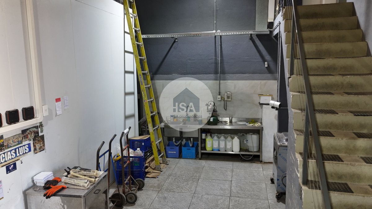 Local Comercial ID.811 - Local comercial en venta con camara de frio