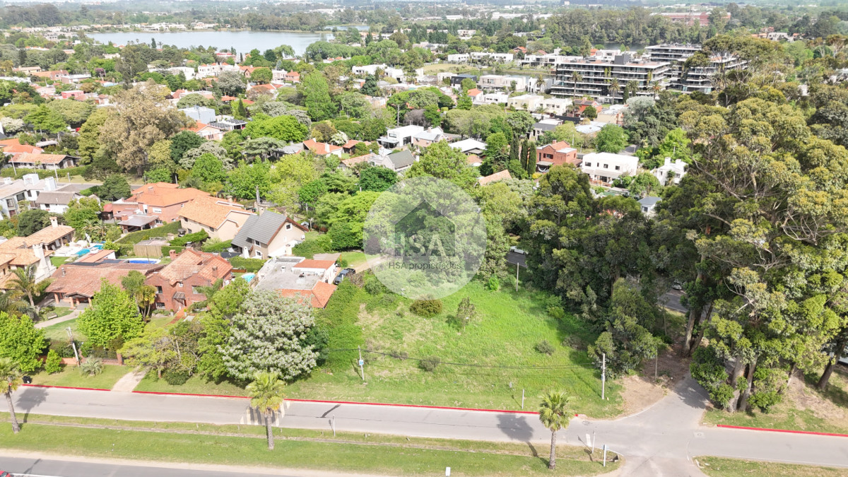 Terreno ID.704 - Terreno en venta Avenida de las Americas Parque Miramar