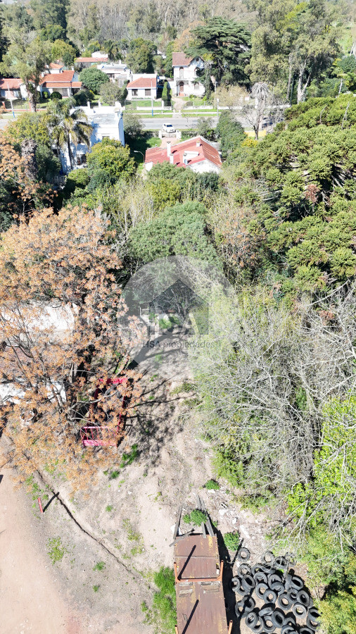 Terreno ID.671 - Terreno en venta lézica