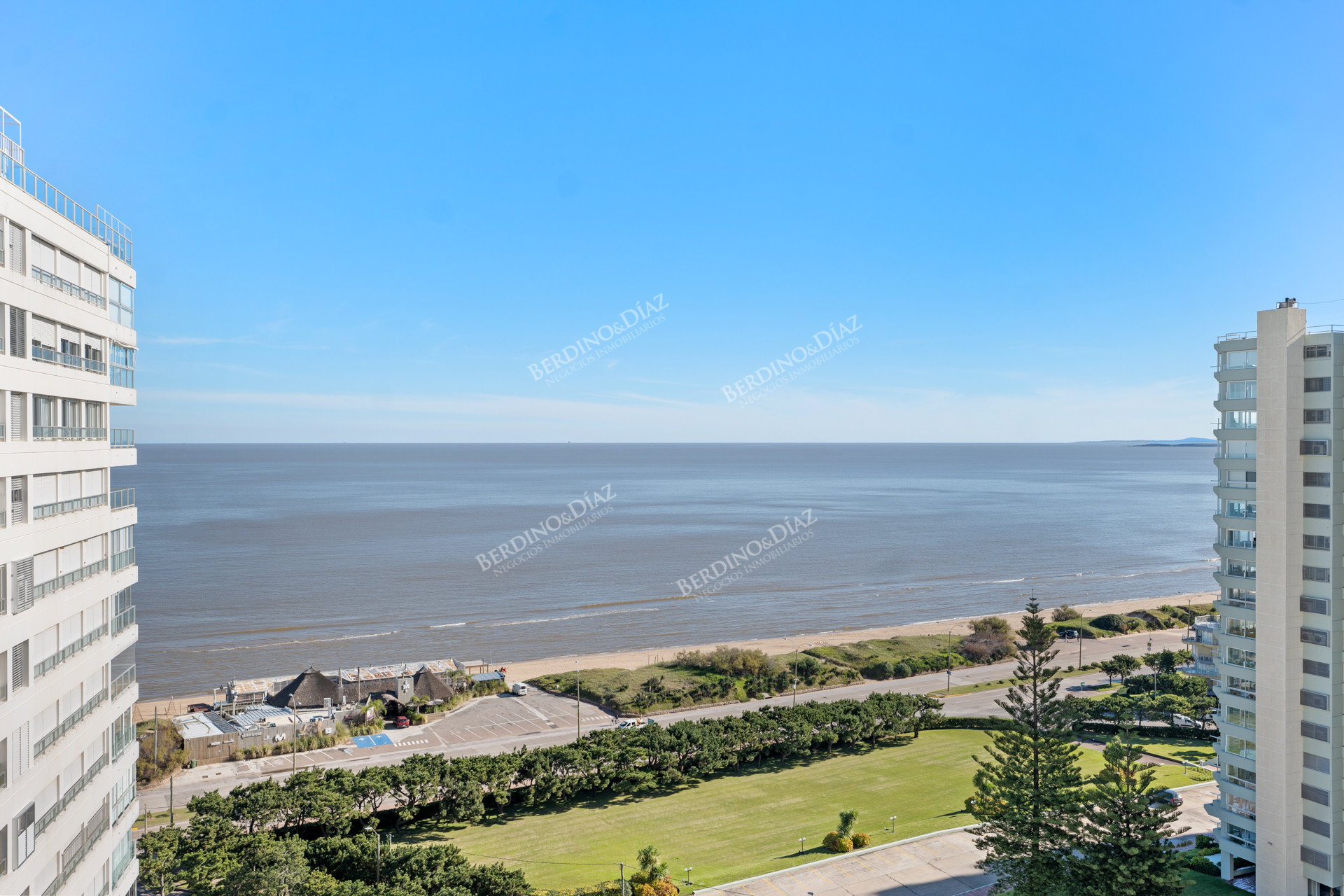 Apartamento ID.1816 - APARTAMENTO DE 1 DORMITORIO! VISTA AL MAR! PLAYA MANSA! PUNTA DEL ESTE! BAJOS GASTOS!