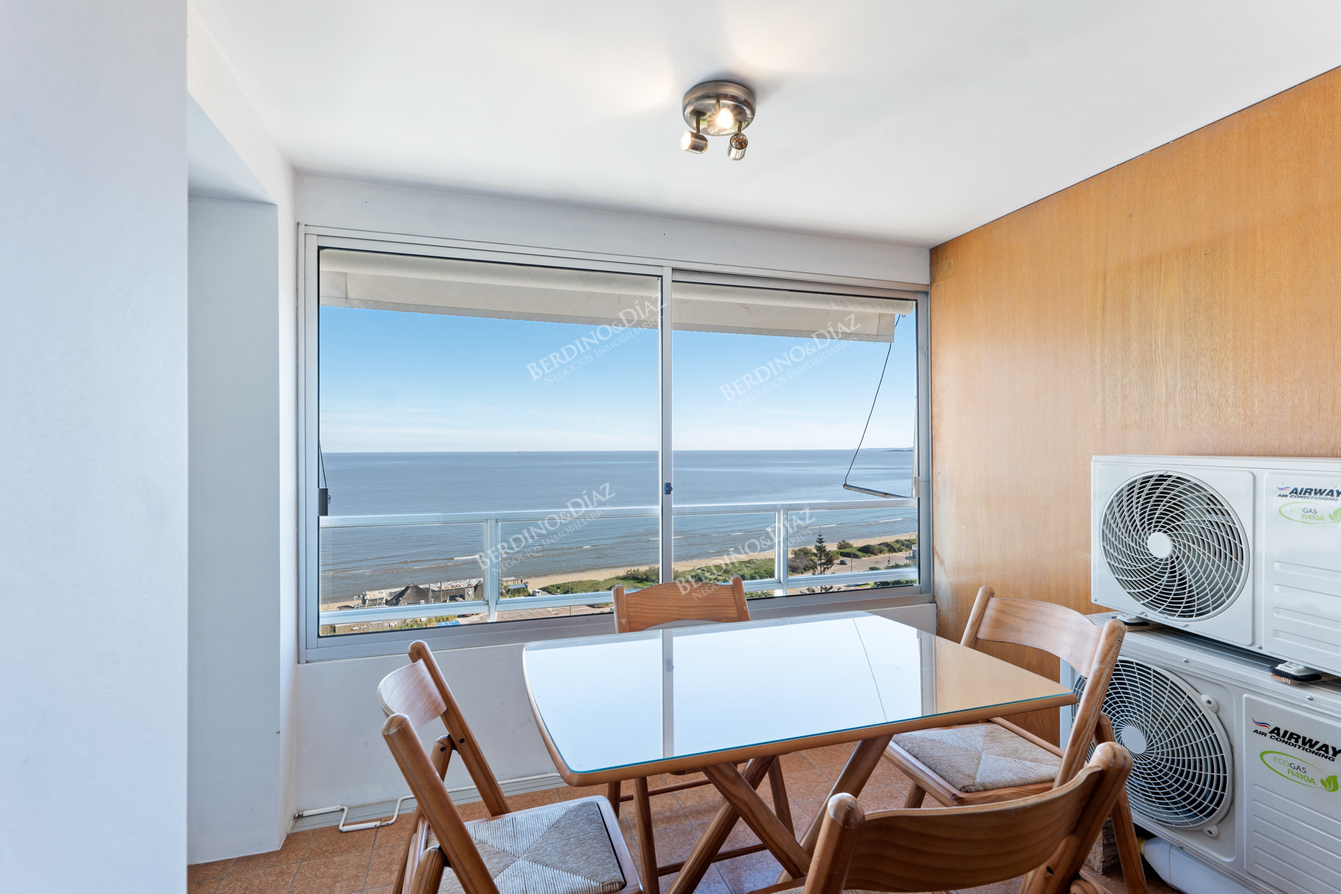 Apartamento ID.1816 - APARTAMENTO DE 1 DORMITORIO! VISTA AL MAR! PLAYA MANSA! PUNTA DEL ESTE! BAJOS GASTOS!