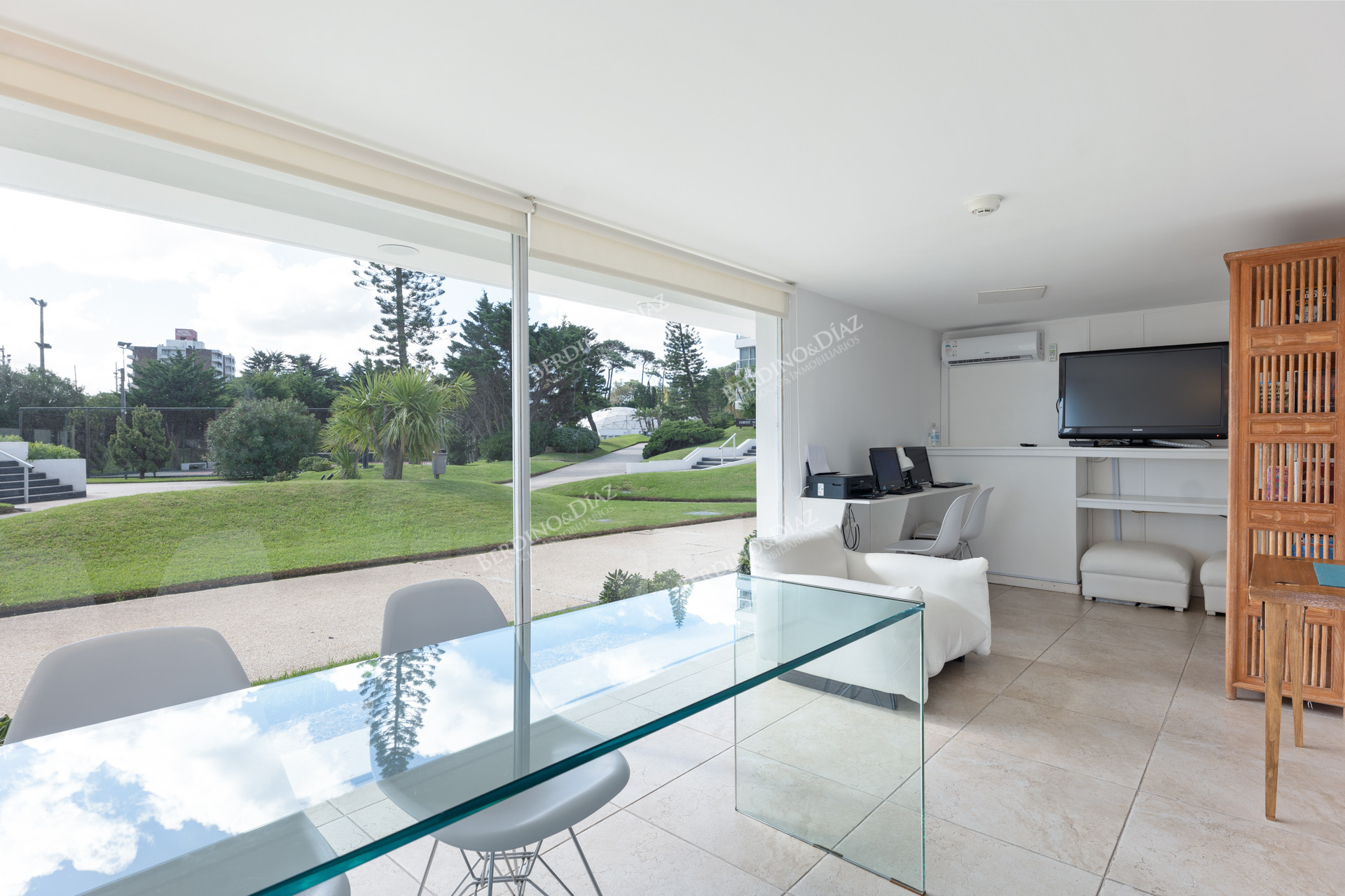 Apartamento ID.1816 - APARTAMENTO DE 1 DORMITORIO! VISTA AL MAR! PLAYA MANSA! PUNTA DEL ESTE! BAJOS GASTOS!