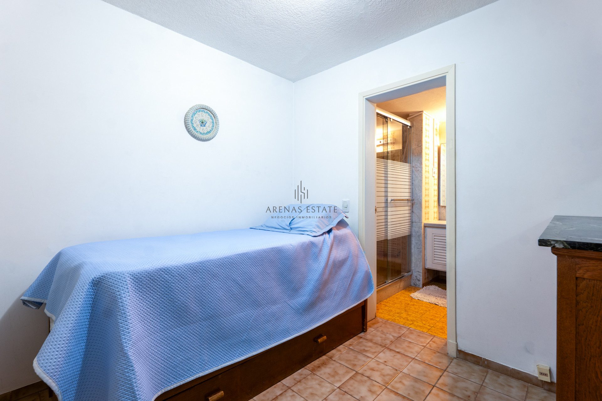 Apartamento ID.723 - FRENTE A PLAYA MANSA !! 1 DORMITORIO Y MEDIO !!! PISO ALTO !! COCHERA !!! BAJOS GASTOS COMUNES