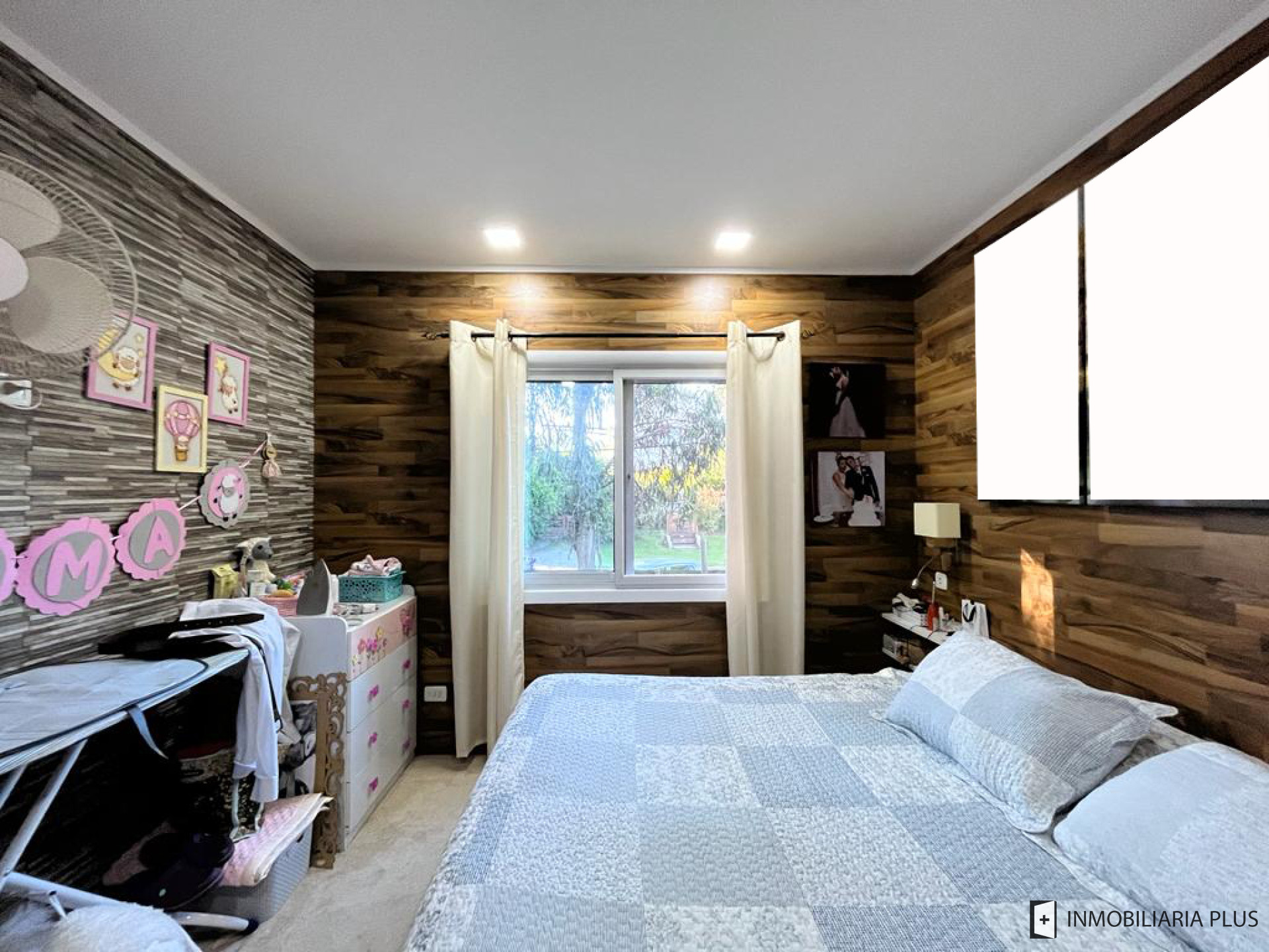 Casa ID.687 - Casa en venta con 1040 m2  de Terreno 4 dormitorios, 2 baños, 2 suites en Parque Burnett Maldonado C687B