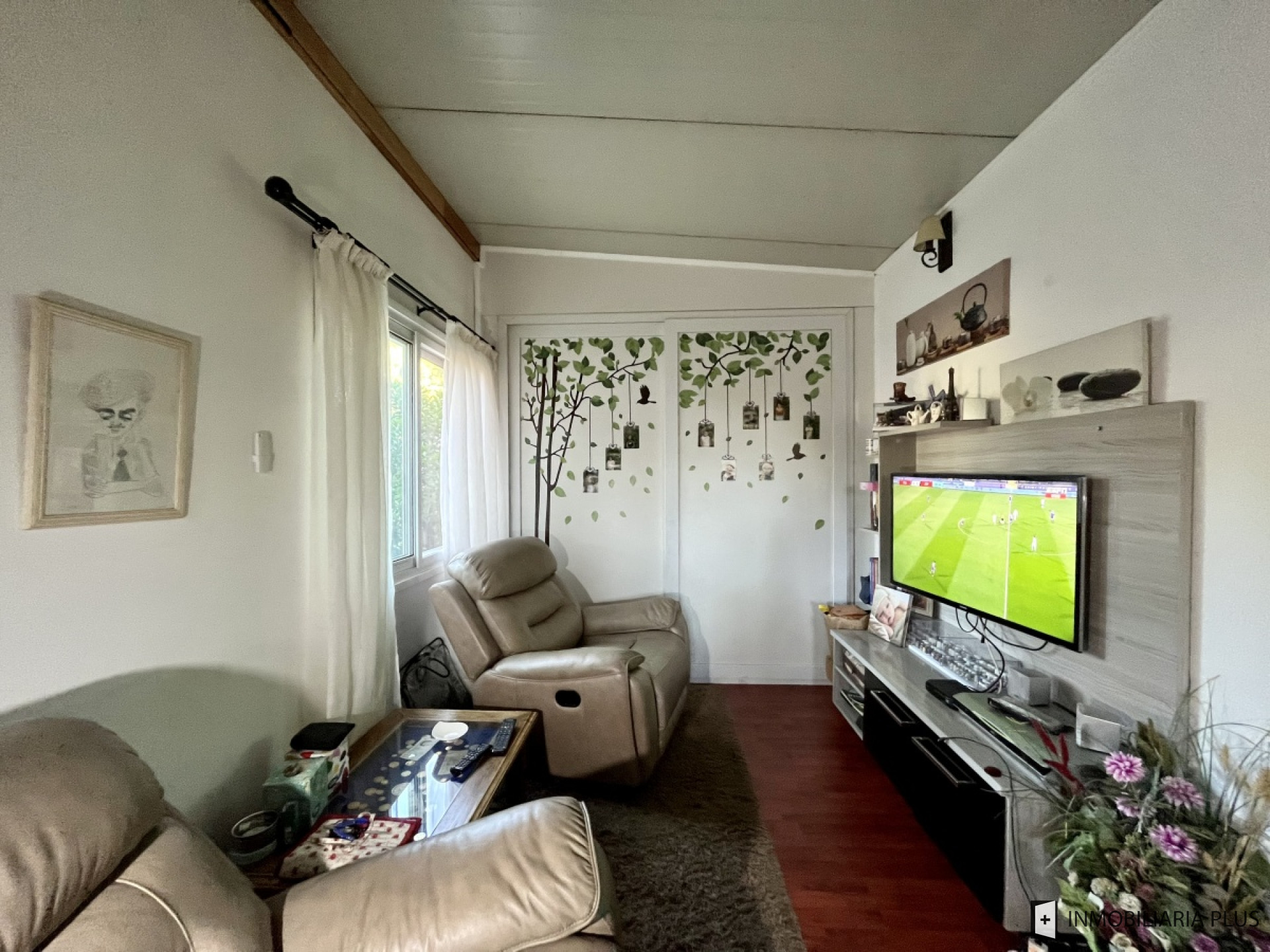 Casa ID.687 - Casa en venta con 1040 m2  de Terreno 4 dormitorios, 2 baños, 2 suites en Parque Burnett Maldonado C687B