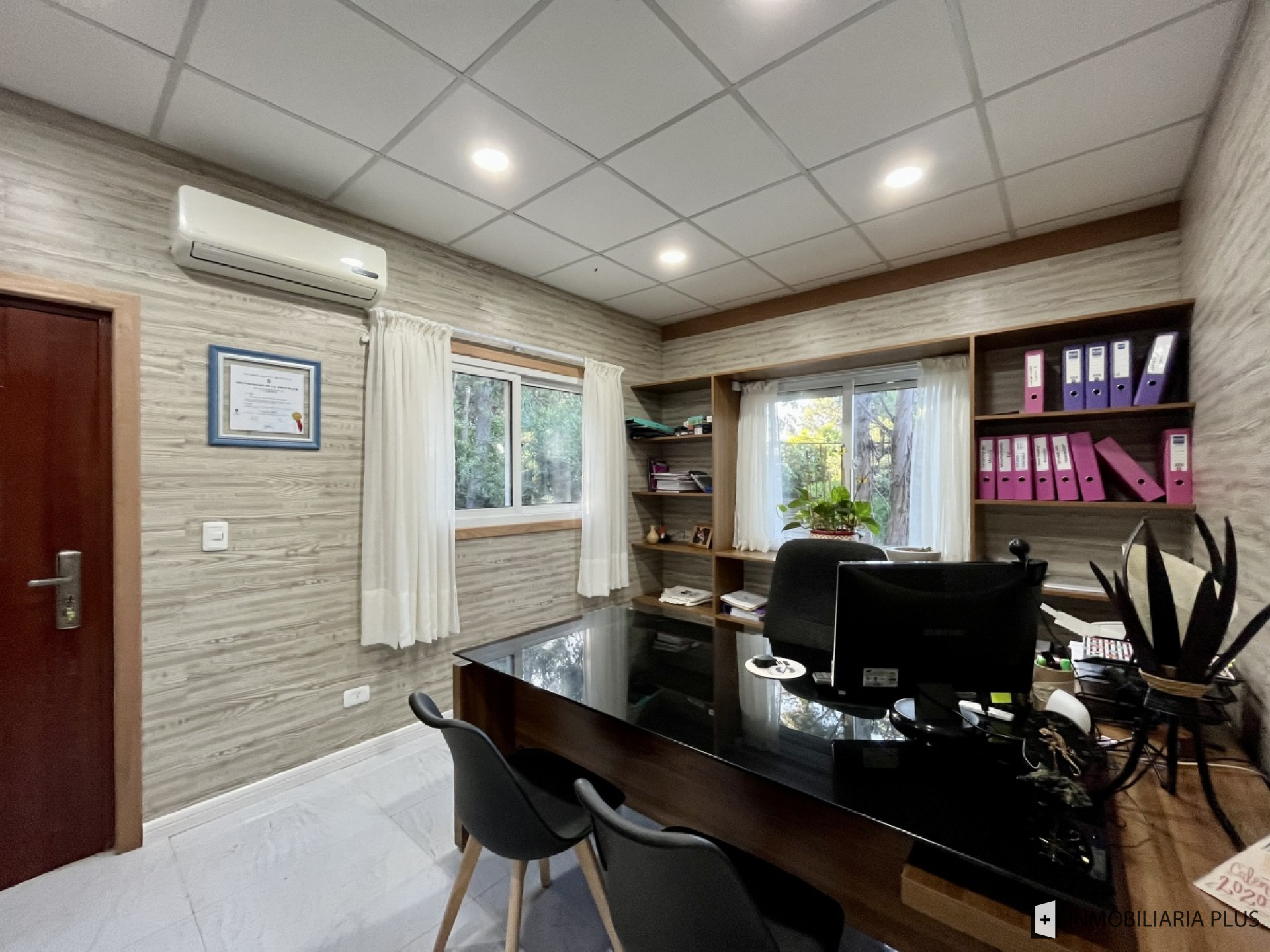 Casa ID.687 - Casa en venta con 1040 m2  de Terreno 4 dormitorios, 2 baños, 2 suites en Parque Burnett Maldonado C687B