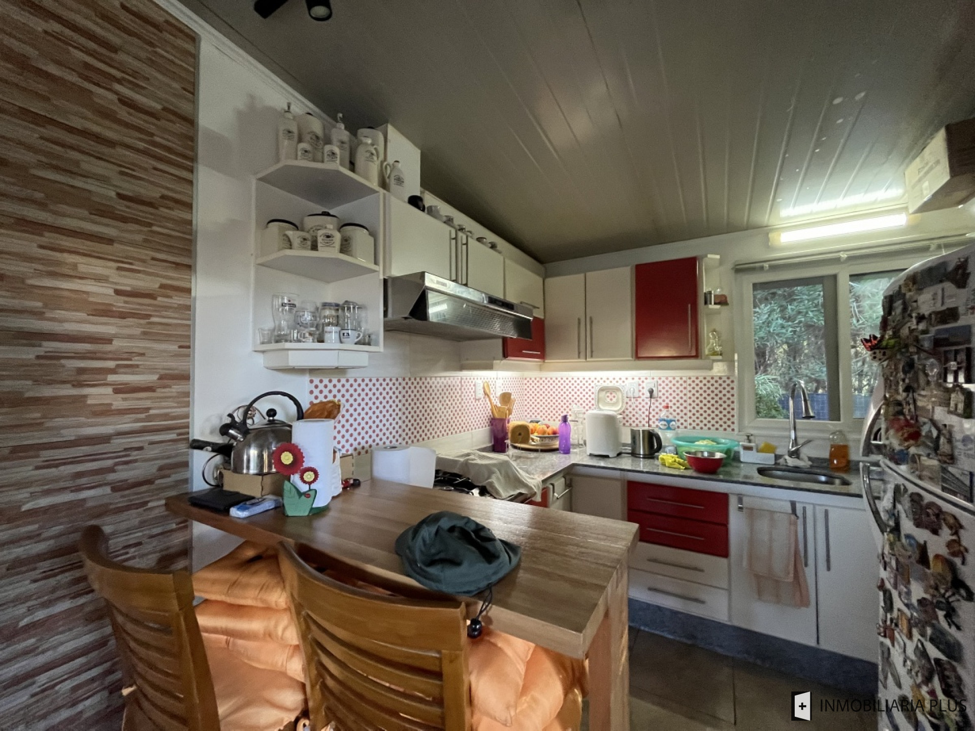 Casa ID.687 - Casa en venta con 1040 m2  de Terreno 4 dormitorios, 2 baños, 2 suites en Parque Burnett Maldonado C687B