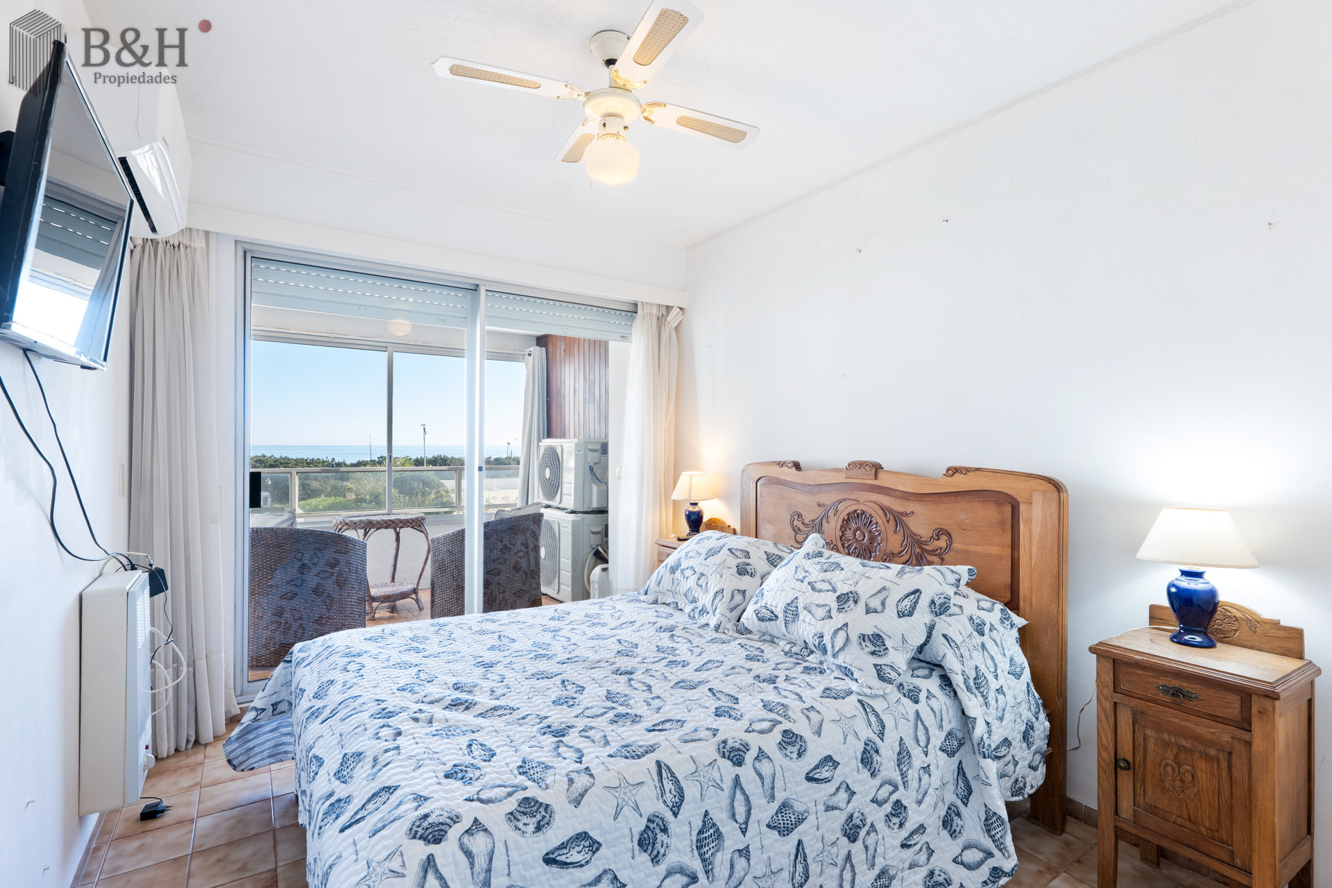 Apartamento ID.506 - TEMPORADA 2023!! IDEAL 3 PERSONAS!! APARTAMENTO COMPLETO FRENTE AL MAR CON SERVICIO DE PLAYA Y PISCINA CLIMATIZADA!!