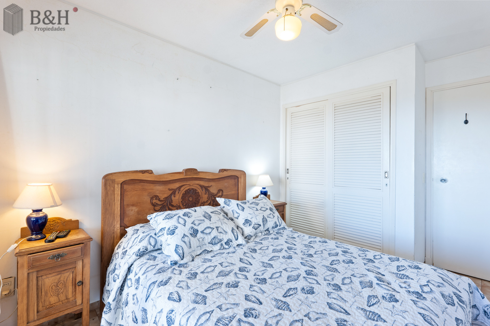 Apartamento ID.506 - TEMPORADA 2023!! IDEAL 3 PERSONAS!! APARTAMENTO COMPLETO FRENTE AL MAR CON SERVICIO DE PLAYA Y PISCINA CLIMATIZADA!!